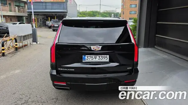 Cadillac Escalade 2025 — Photo 31/41