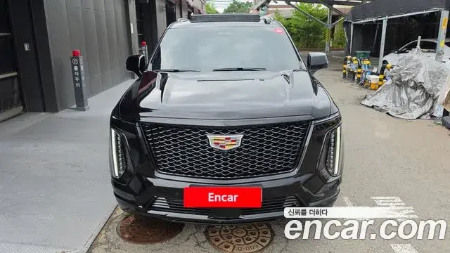 Cadillac Escalade 2025 — Photo 34/41