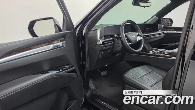 Cadillac Escalade 2025 — Photo 20/41