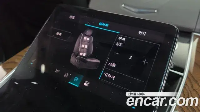 Cadillac Escalade 2025 — Photo 23/41