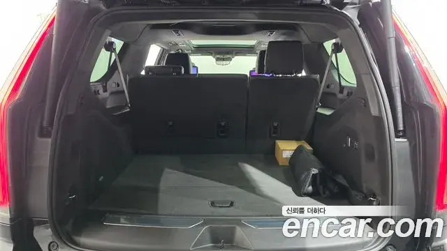 Cadillac Escalade 2025 — Photo 29/41
