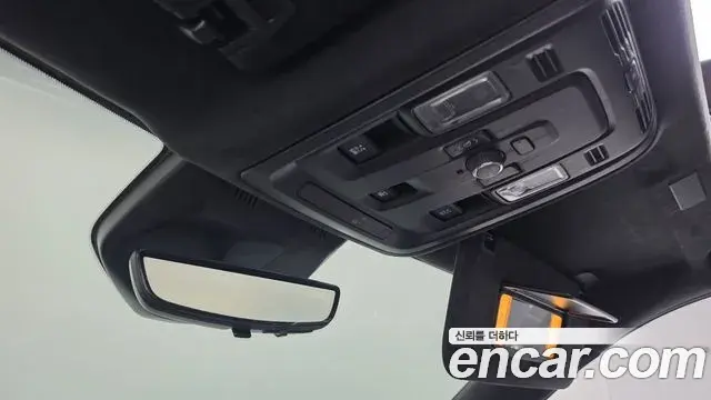 Cadillac Escalade 2025 — Photo 40/41