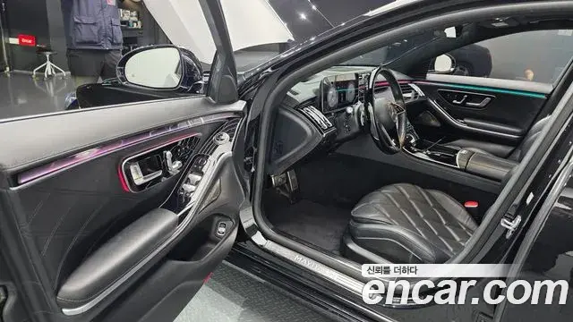 Mercedes-Benz S-Class 2021 — Фото 10/20