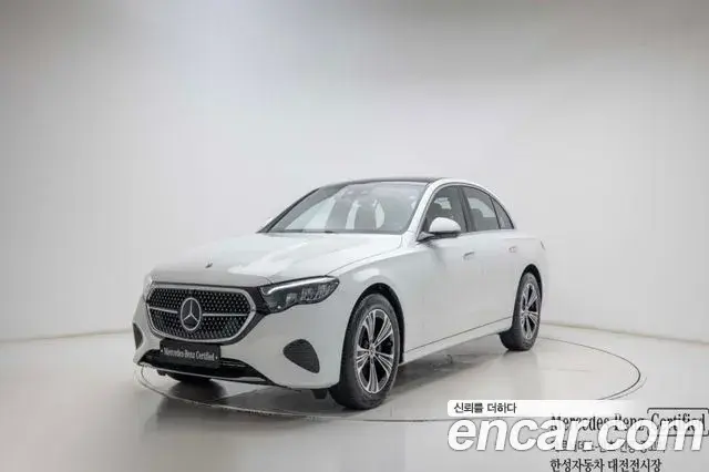 Mercedes-Benz E-Class 2025 — Фото 1/20