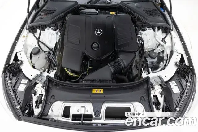 Mercedes-Benz E-Class 2025 — Фото 6/20