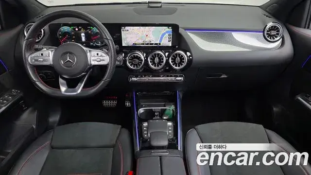 Mercedes-Benz GLA-Class 2023 — Фото 7/20