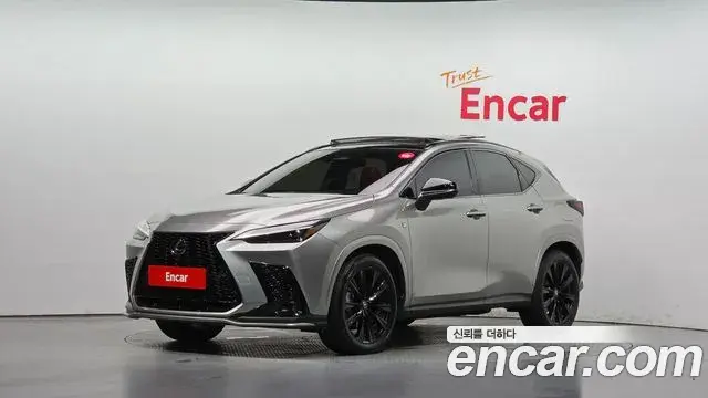 Lexus NX450h+ 2024 — Photo 36/37