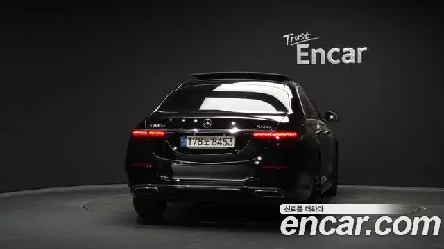 Mercedes-Benz S-Class 2022 — Фото 4/20