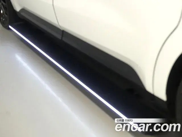 Kia Carnival 2022 — Фото 18/20