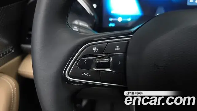 Renault Samsung Grand Koleos 2025 — Photo 31/36