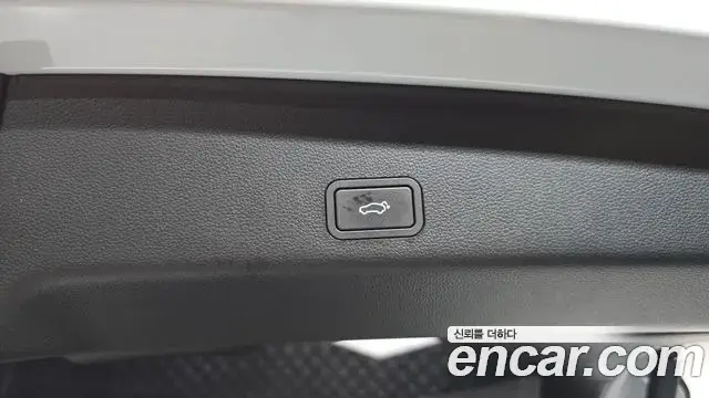 Renault Samsung Grand Koleos 2025 — Photo 13/36