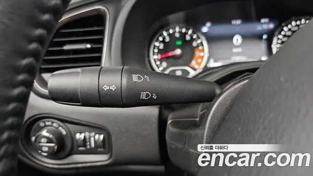 Jeep Renegade 2023 — Photo 4/38
