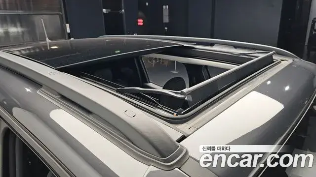 Jeep Renegade 2023 — Photo 19/38