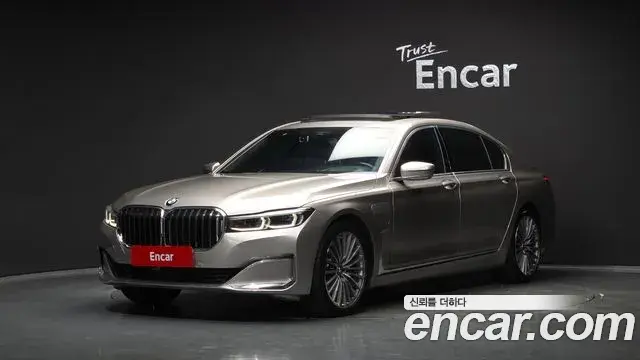 BMW 7 Series 2021 — Фото 1/20