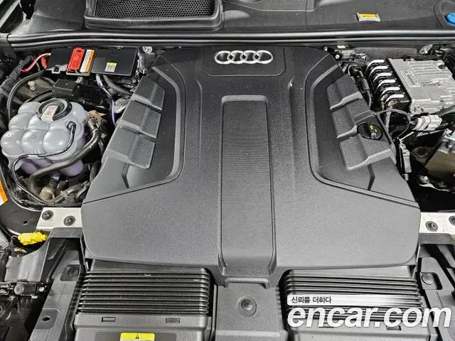 Audi Q7 2022 — Фото 6/20