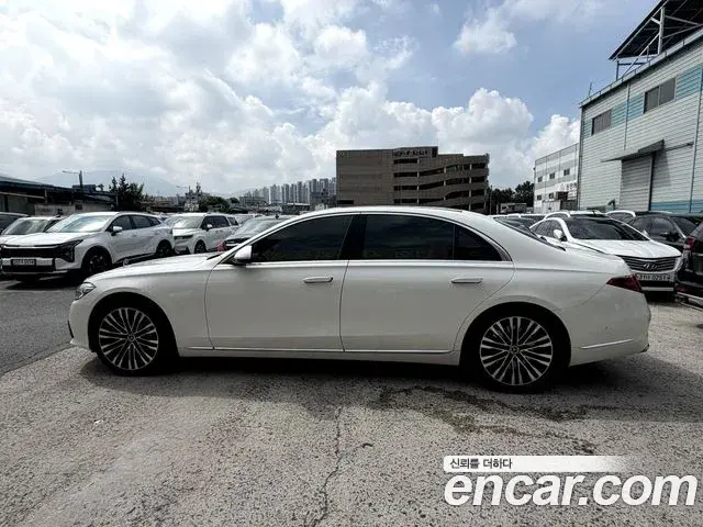 Mercedes-Benz S-Class 2021 — Фото 4/20