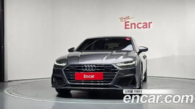 Audi A7 2020 — Фото 2/20