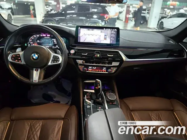 BMW 5 Series 2021 — Фото 6/20