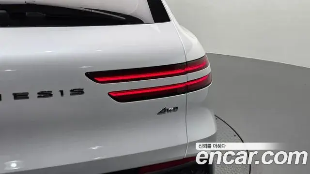 Genesis GV70 2023 — ფოტო 1/34