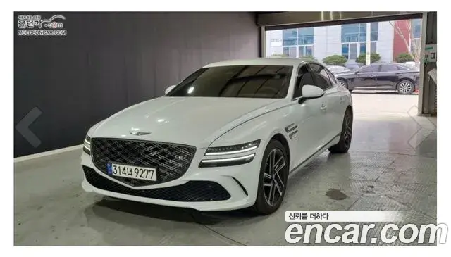 Genesis Electrified G80 2024 — Photo 18/18