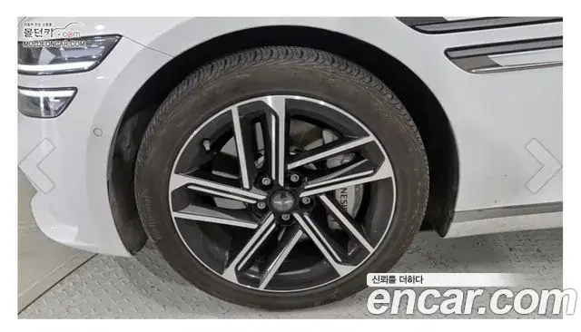 Genesis Electrified G80 2024 — Photo 5/18