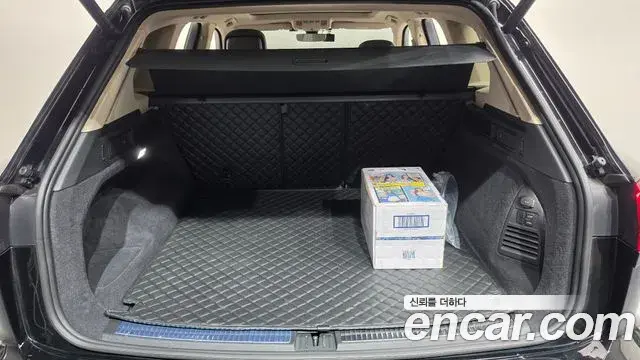 Volkswagen Touareg 2023 — Photo 26/37