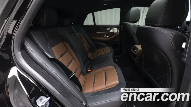 Mercedes-Benz GLE-Class 2025 — Фото 10/19