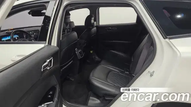 Kia Sportage 2021 — ფოტო 10/31