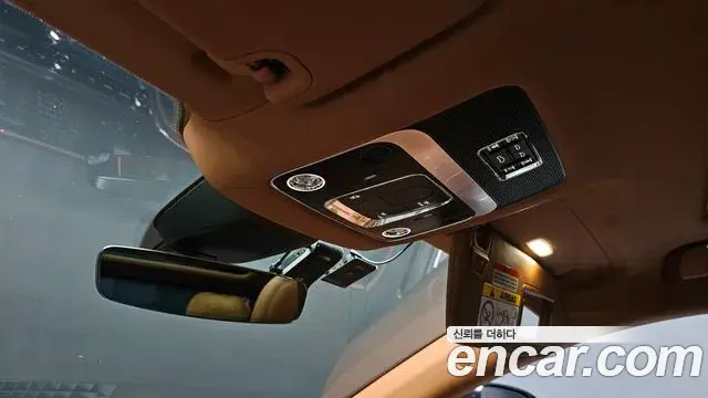 Bentley Flying Spur 2021 — Photo 12/50