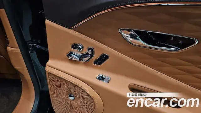 Bentley Flying Spur 2021 — Photo 48/50