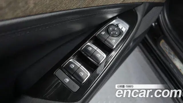 Kia K8 2021 — Şəkil 13/20