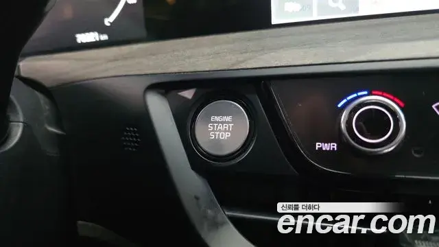 Kia K8 2021 — Şəkil 17/20