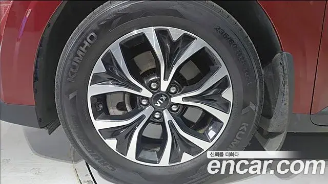 Kia Carnival 2021 — Фото 7/20