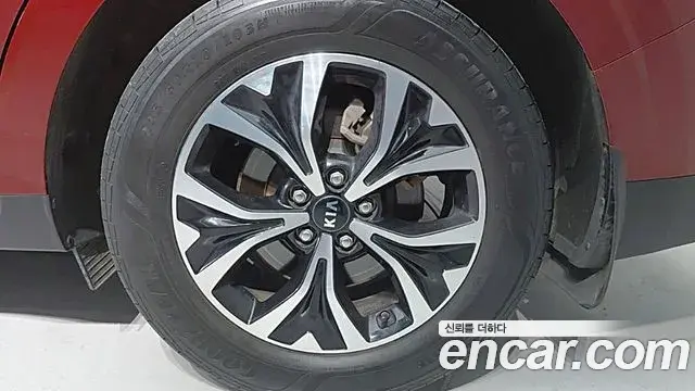 Kia Carnival 2021 — Фото 10/20
