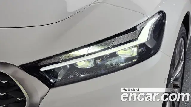 Kia The K9 2022 — Photo 17/45