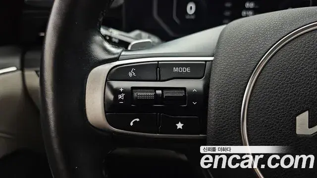 Kia K5 2024 — ფოტო 19/35