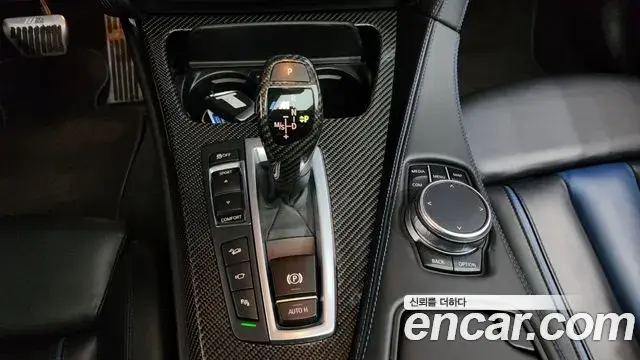 BMW 6 Series 2018 — Фото 9/20