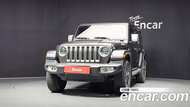 Jeep Wrangler 2020 — Фото 3/20