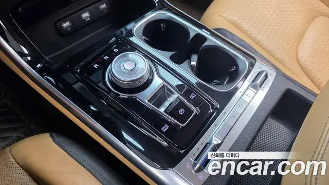 Kia Carnival 2023 — Фото 9/20