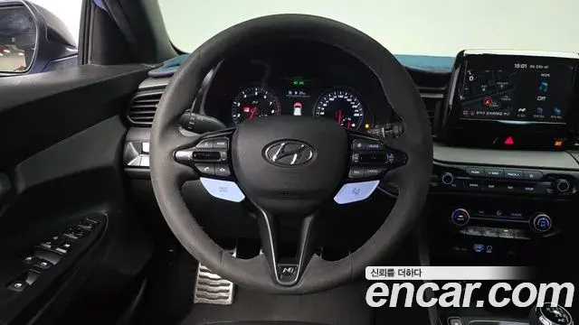 Hyundai Veloster 2019 — Фото 14/20