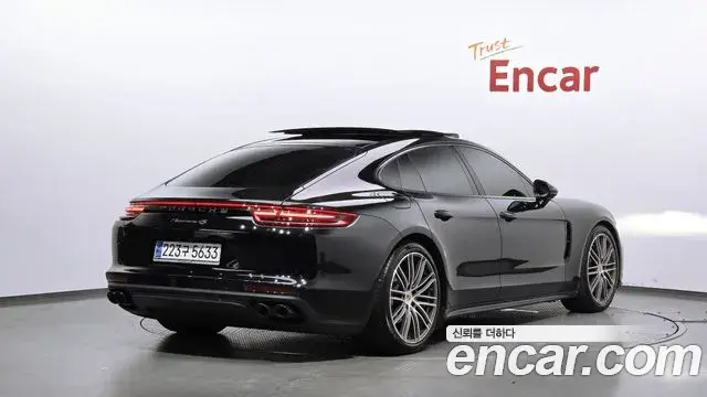 Porsche Panamera 2018 — Фото 2/20