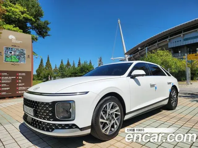 Hyundai Grandeur 2025 — Фото 5/20