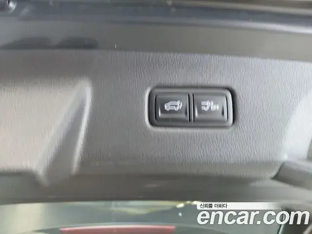 Kia Carnival 2022 — Photo 17/20