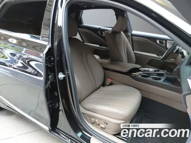 Kia K8 2022 — ფოტო 13/30