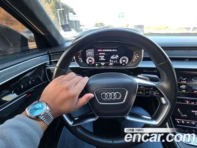 Audi A8 2020 — Şəkil 2/20