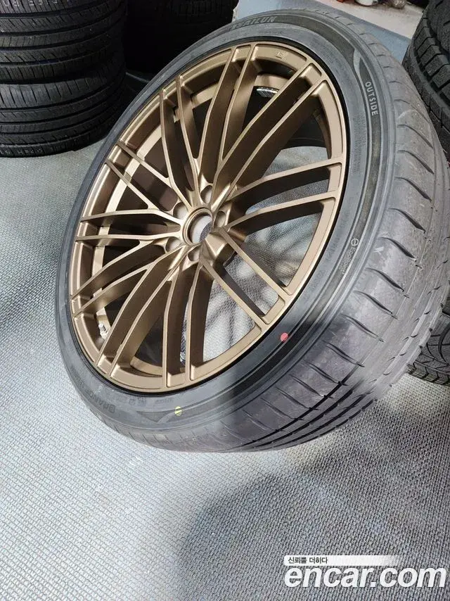 Audi A8 2020 — Şəkil 17/20