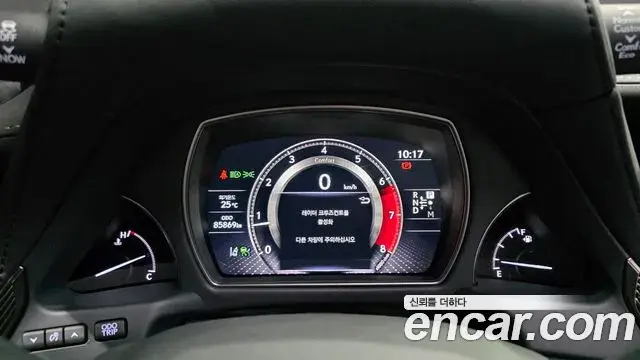 Lexus LS500 2021 — ფოტო 18/20