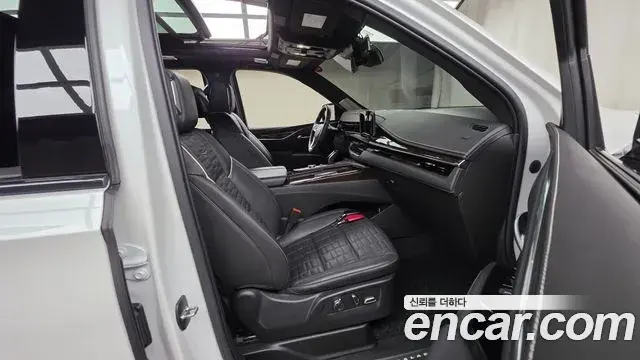 Cadillac Escalade 2021 — Photo 32/41