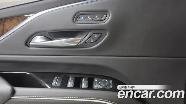 Cadillac Escalade 2021 — Photo 21/41