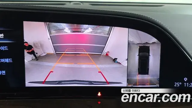 Cadillac Escalade 2021 — Photo 16/41